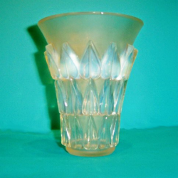 Lalique Vase Signed to Base R Lalique. Circa 1930