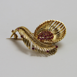 18 Carat Gold and Ruby Feathered Brooch