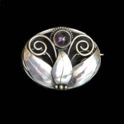 Arts and Crafts Silver and Amethyst Brooch (c.1900)