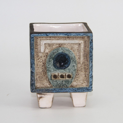 Troika (Cornwall England) Four Footed Cube Vase by Sue Low