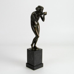 Trinkender Frauenakt - Victor Heinrich Seifert (German 1870-1953) Bronze Figure