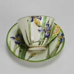 Royal Doulton 'Iris' Pocelain 21 Piece Tea Set