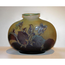 Galle Cameo Glass Vase with Leaves and Flowers (c.1900)