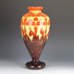 Le Verre Francais Schneider Cameo Glass Vase (c.1925)