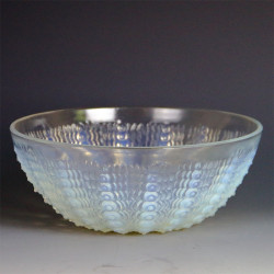 Rene Lalique (1860-1945) Opalescent Oursins Bowl