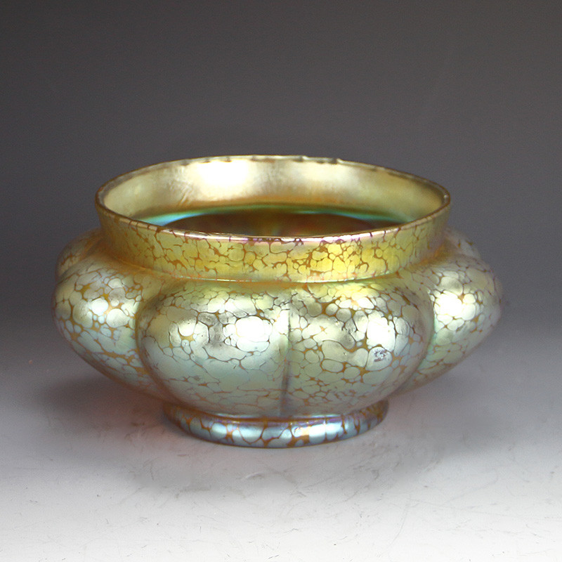 Johann Loetz Art Nouveau Iridescent Glass Bowl (c.1900)