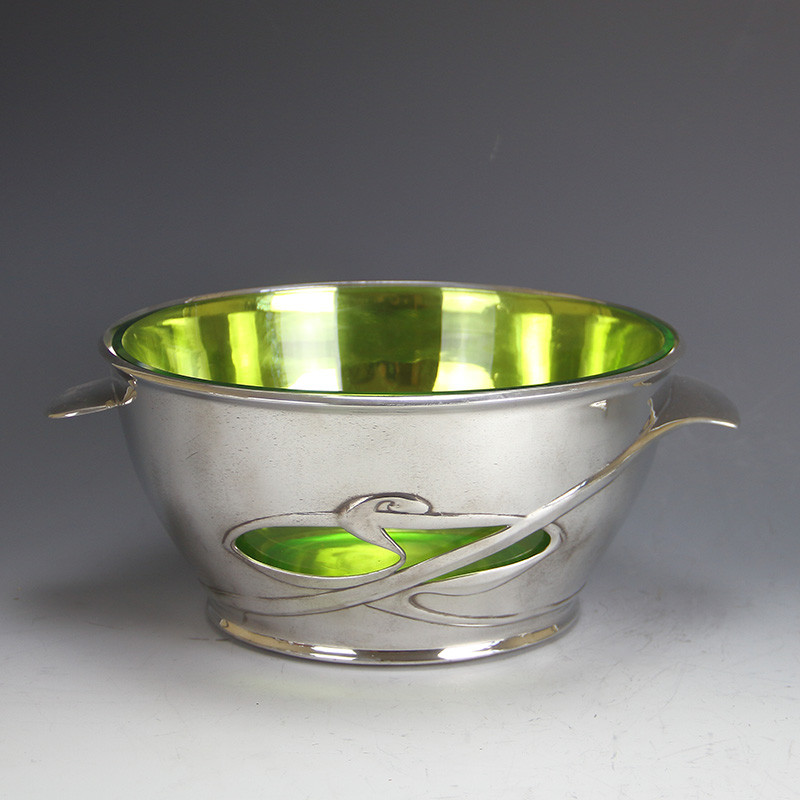 Archibald Knox for Liberty & Co Large pewter Bowl 0318 (c.1903)