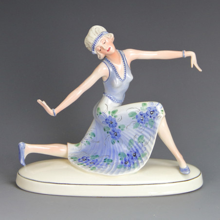 Katzhutte Art Deco Figurine (c.1930) Katzhutte Art Deco Figurine (c.1930)