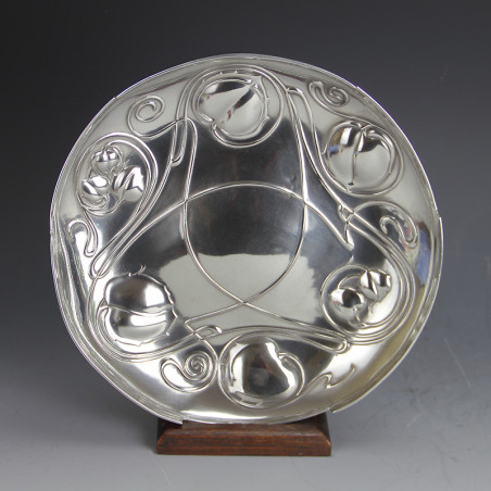 Archibald Knox for Liberty & Co 'Bollellin' Art Nouveau Pewter Dish Archibald Knox for Liberty & Co 'Bollellin' Art Nouveau Pewter Dish