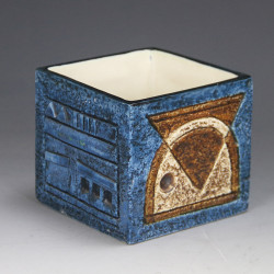 Troika (Cornwall) Cube Vase by Avril Bennet