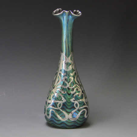 Johann Loetz Signed Art Nouveau Phaenomen Glass Vase (c.1900) Johann Loetz Signed Art Nouveau Phaenomen Glass Vase (c.1900)